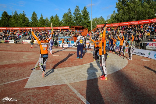 Pesäpallon valmennus- ja akatemiaranneke 26-27